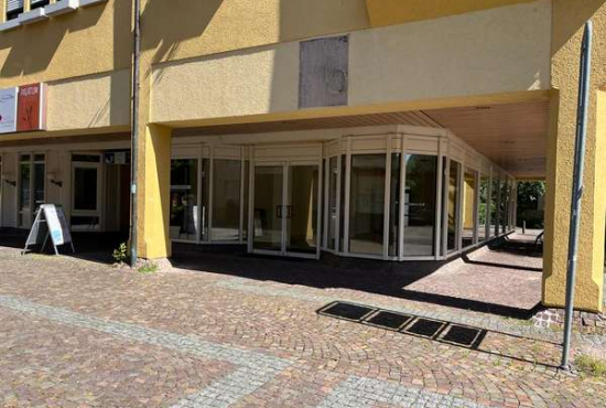 Achern Am Markt, Ladenlokal, Gastronomie mieten oder kaufen