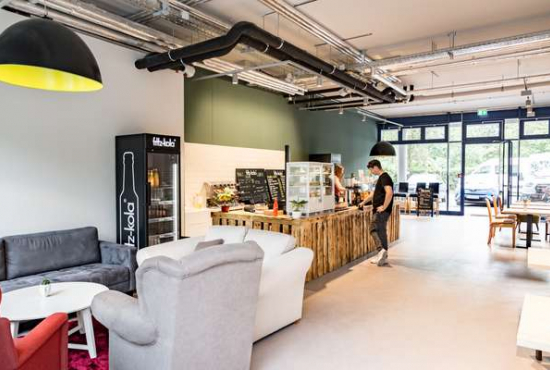 Berlin-Lichtenberg Herzbergstraße, Ladenlokal, Gastronomie mieten oder kaufen