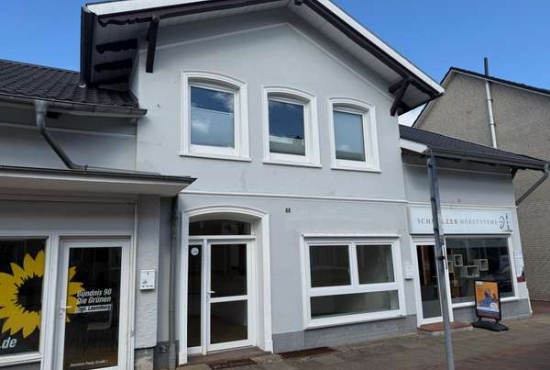 Schwarzenbek Seestern-Pauly Str., Ladenlokal, Gastronomie mieten oder kaufen