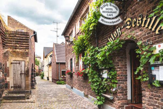 Dormagen / Feste Zons , Ladenlokal, Gastronomie mieten oder kaufen