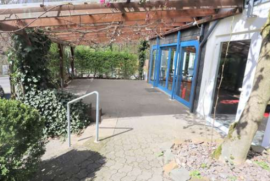Bergisch Gladbach / Sand , Ladenlokal, Gastronomie mieten oder kaufen