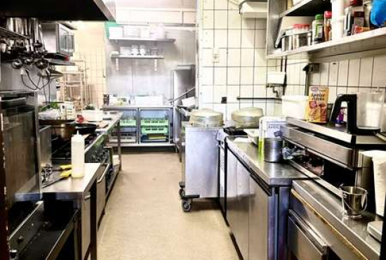 Frankfurt am Main , Ladenlokal, Gastronomie mieten oder kaufen