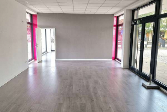 Bad Aibling Maximiliansplatz, Ladenlokal, Gastronomie mieten oder kaufen