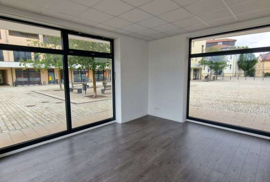 Bad Aibling Maximiliansplatz, Ladenlokal, Gastronomie mieten oder kaufen