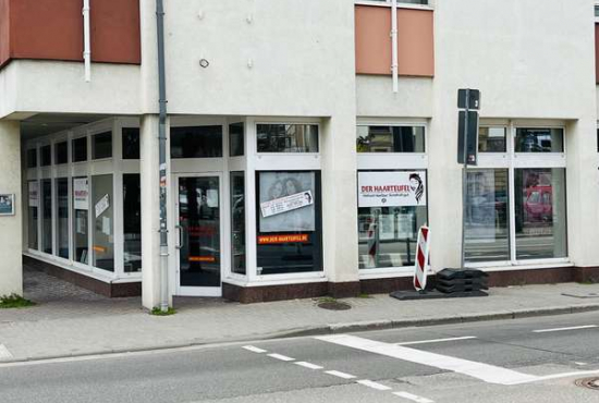 Neustadt Landauer Straße, Ladenlokal, Gastronomie mieten oder kaufen