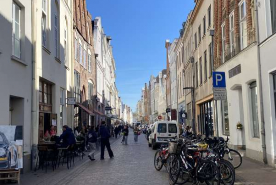 Lübeck Hüxstraße ., Ladenlokal, Gastronomie mieten oder kaufen