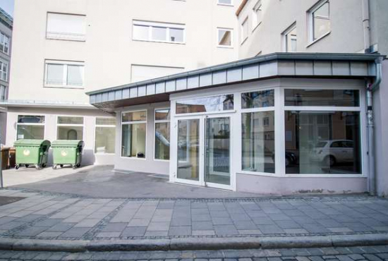 Augsburg , Ladenlokal, Gastronomie mieten oder kaufen