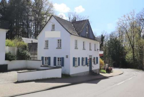 Bergisch Gladbach / Sand , Ladenlokal, Gastronomie mieten oder kaufen