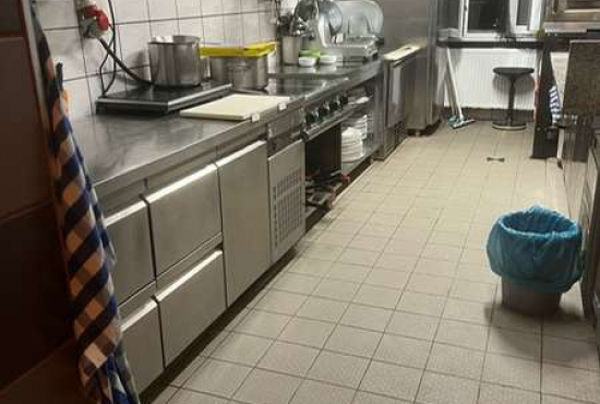 Berlin- Lichterfelde , Ladenlokal, Gastronomie mieten oder kaufen