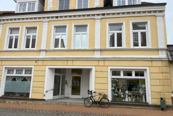 Neubukow Keneser Straße, Ladenlokal, Gastronomie mieten oder kaufen