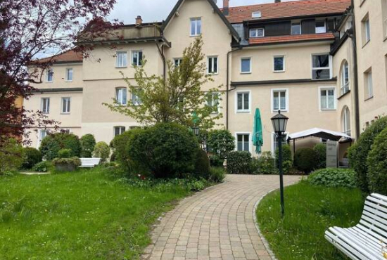 Königsfeld im Schwarzwald Zinzendorfplatz, Ladenlokal, Gastronomie mieten oder kaufen