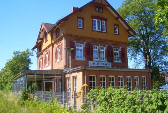 Schemmerhofen Am Bahnhof, Ladenlokal, Gastronomie mieten oder kaufen