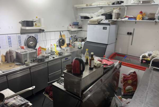 Köln Frankfurter Straße, Ladenlokal, Gastronomie mieten oder kaufen