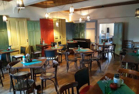 ReitmehringStaudham Münchner Str., Ladenlokal, Gastronomie mieten oder kaufen