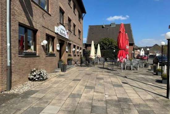 Dormagen / Straberg Waldstraße, Ladenlokal, Gastronomie mieten oder kaufen