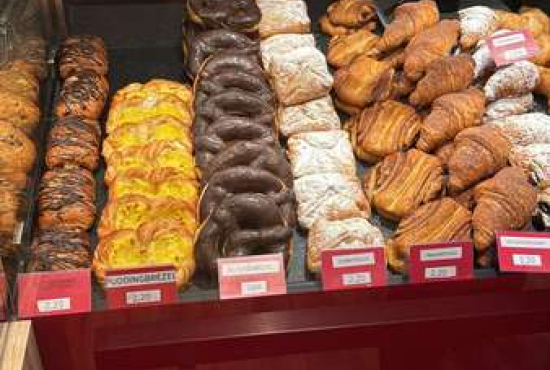 Frankfurt am Main , Ladenlokal, Gastronomie mieten oder kaufen