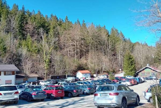 Straßlach-Dingharting Deininger Weiher, Ladenlokal, Gastronomie mieten oder kaufen