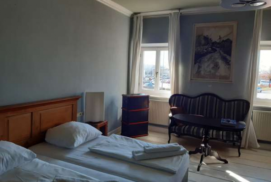 ReitmehringStaudham Münchner Str., Ladenlokal, Gastronomie mieten oder kaufen