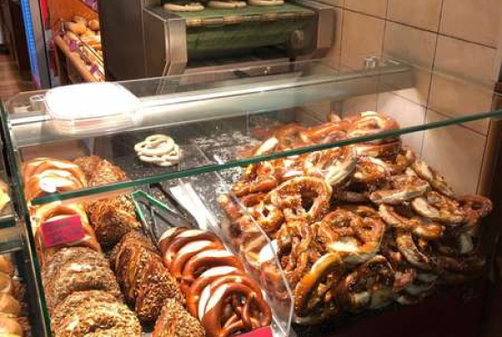 Frankfurt am Main , Ladenlokal, Gastronomie mieten oder kaufen
