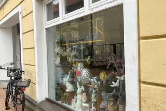 Neubukow Keneser Straße, Ladenlokal, Gastronomie mieten oder kaufen