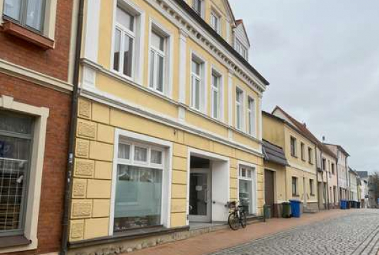 Neubukow Keneser Straße, Ladenlokal, Gastronomie mieten oder kaufen