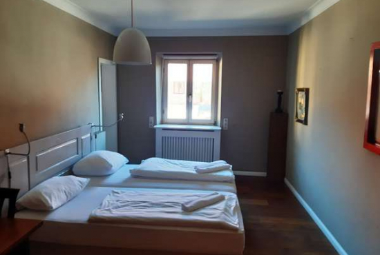 ReitmehringStaudham Münchner Str., Ladenlokal, Gastronomie mieten oder kaufen