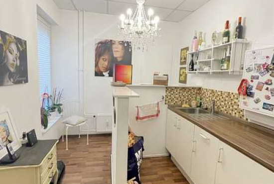 Berlin Friedrich-Engels-Straße, Ladenlokal, Gastronomie mieten oder kaufen