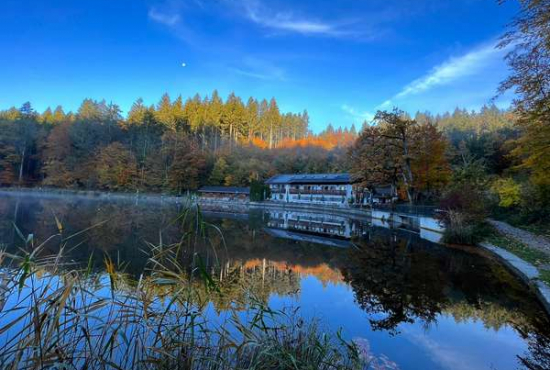 Straßlach-Dingharting Deininger Weiher, Ladenlokal, Gastronomie mieten oder kaufen