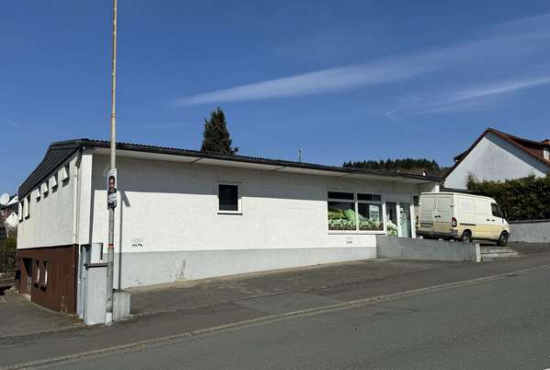 Herborn Willy-Brandt-Straße, Ladenlokal, Gastronomie mieten oder kaufen