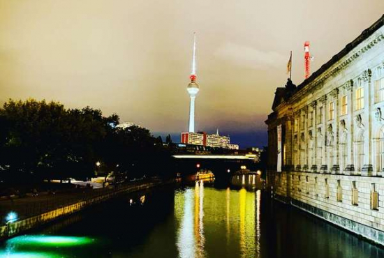 Berlin , Ladenlokal, Gastronomie mieten oder kaufen