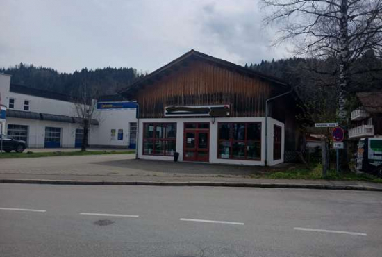 Füssen Kemptenerstraße, Ladenlokal, Gastronomie mieten oder kaufen