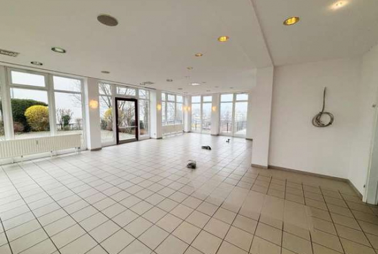 Plauen Georg-Benjamin-Str., Ladenlokal, Gastronomie mieten oder kaufen