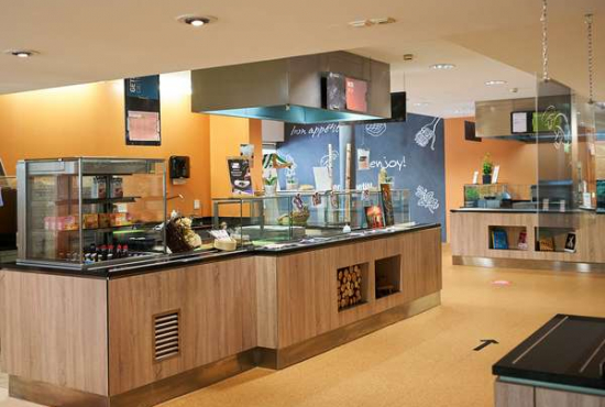Augsburg Werner-von-Siemens Straße, Ladenlokal, Gastronomie mieten oder kaufen