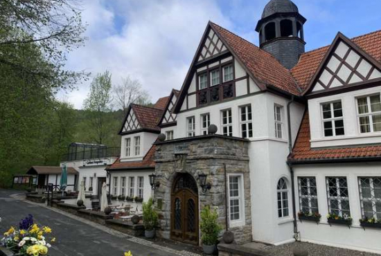 Saalfeld/Saale Feengrottenweg, Ladenlokal, Gastronomie mieten oder kaufen