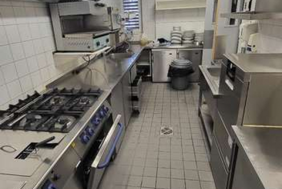 Renningen Waldhornplatz, Ladenlokal, Gastronomie mieten oder kaufen