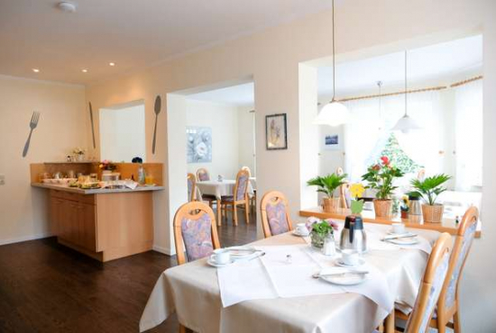 Bad Zwischenahn Hermann-Löns-Straße, Ladenlokal, Gastronomie mieten oder kaufen