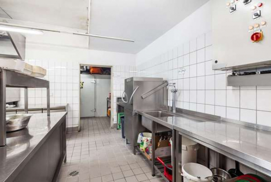 Lübeck , Ladenlokal, Gastronomie mieten oder kaufen