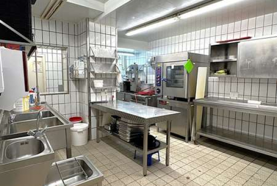 St. Ingbert Kaiserstraße, Ladenlokal, Gastronomie mieten oder kaufen