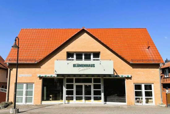 Flechtingen Lindenplatz, Ladenlokal, Gastronomie mieten oder kaufen