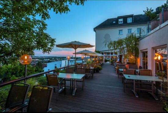 Frankfurt am Main Im Sperber, Ladenlokal, Gastronomie mieten oder kaufen