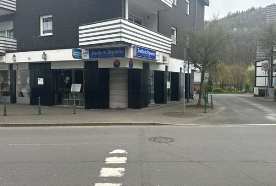 Morsbach Bahnhofstr., Ladenlokal, Gastronomie mieten oder kaufen