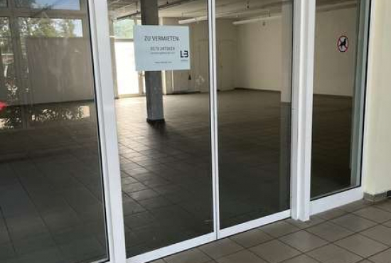 Falkensee Adlerstraße, Ladenlokal, Gastronomie mieten oder kaufen
