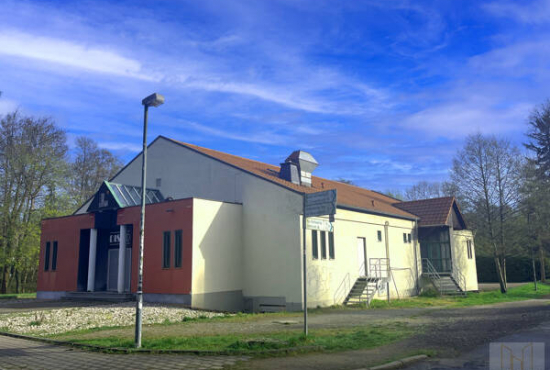 Bad Blankenburg , Ladenlokal, Gastronomie mieten oder kaufen
