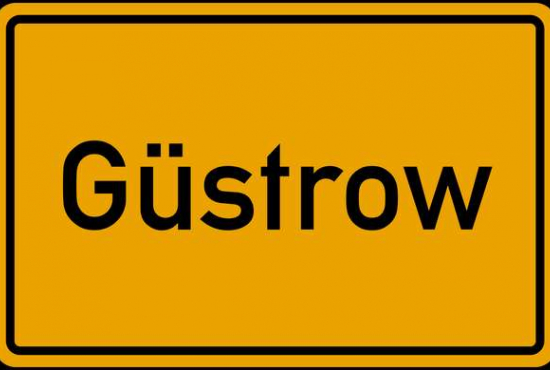 Güstrow , Ladenlokal, Gastronomie mieten oder kaufen
