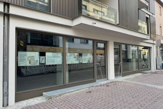 Oberursel Vorstadt, Ladenlokal, Gastronomie mieten oder kaufen