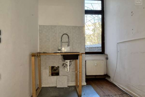 Halle Ludwig-Wucherer-Straße, Ladenlokal, Gastronomie mieten oder kaufen