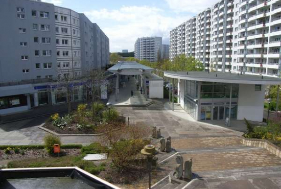 Berlin Marzahner Promenade, Ladenlokal, Gastronomie mieten oder kaufen