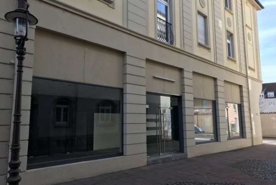 Rastatt Schlosserst. Ecke Rathausstr, Ladenlokal, Gastronomie mieten oder kaufen