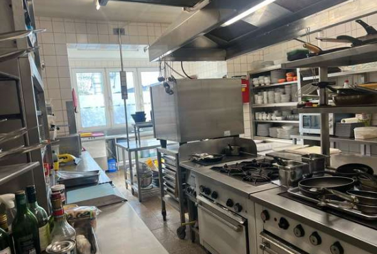 Krefeld Uerdinger Straße, Ladenlokal, Gastronomie mieten oder kaufen