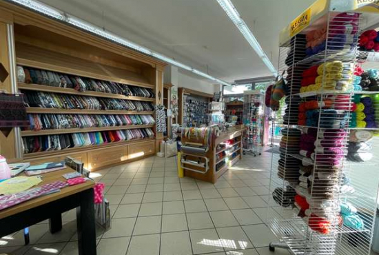 Obrigheim Hauptstr., Ladenlokal, Gastronomie mieten oder kaufen